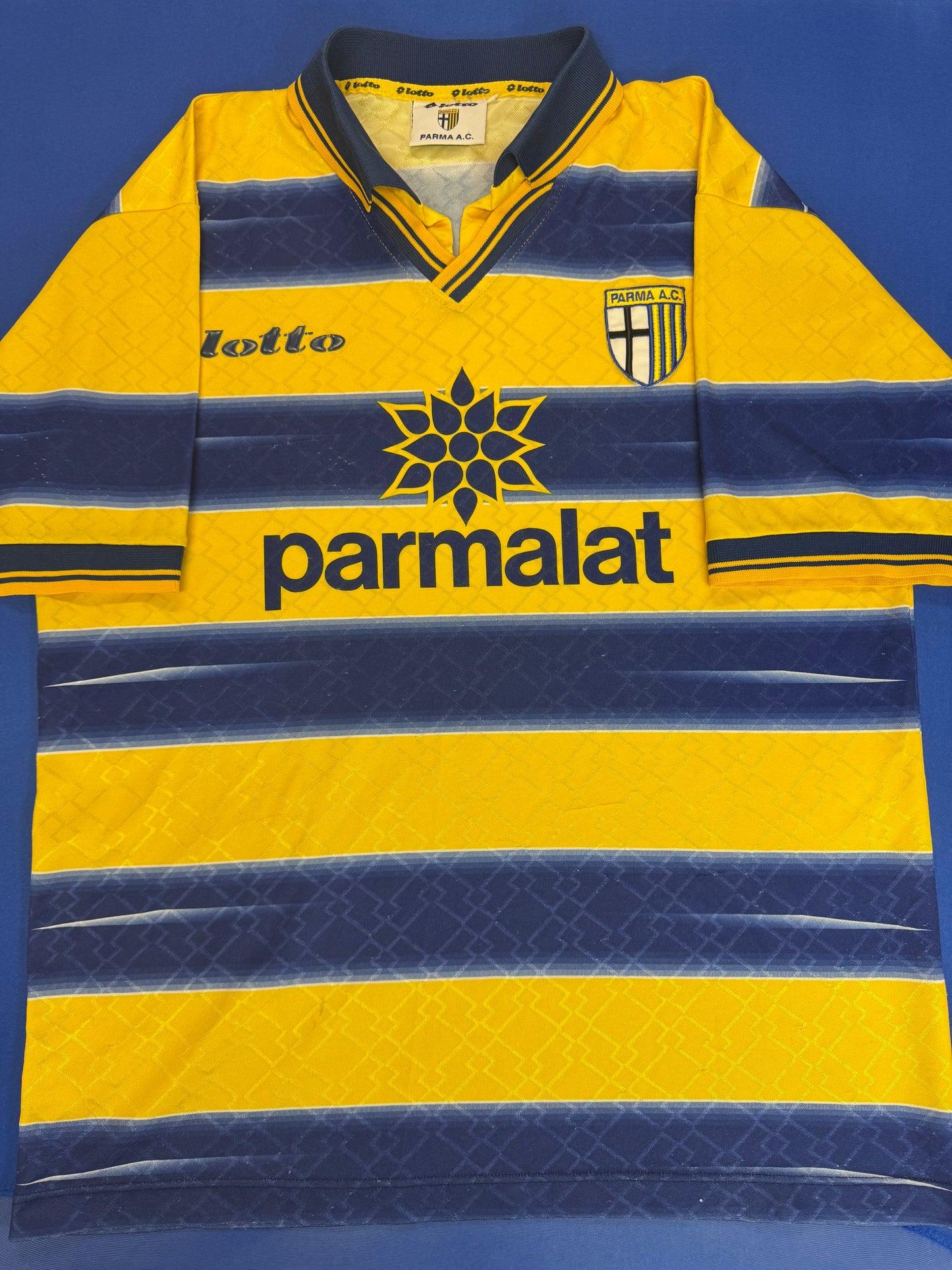 Parma 1988/99 Large Home
