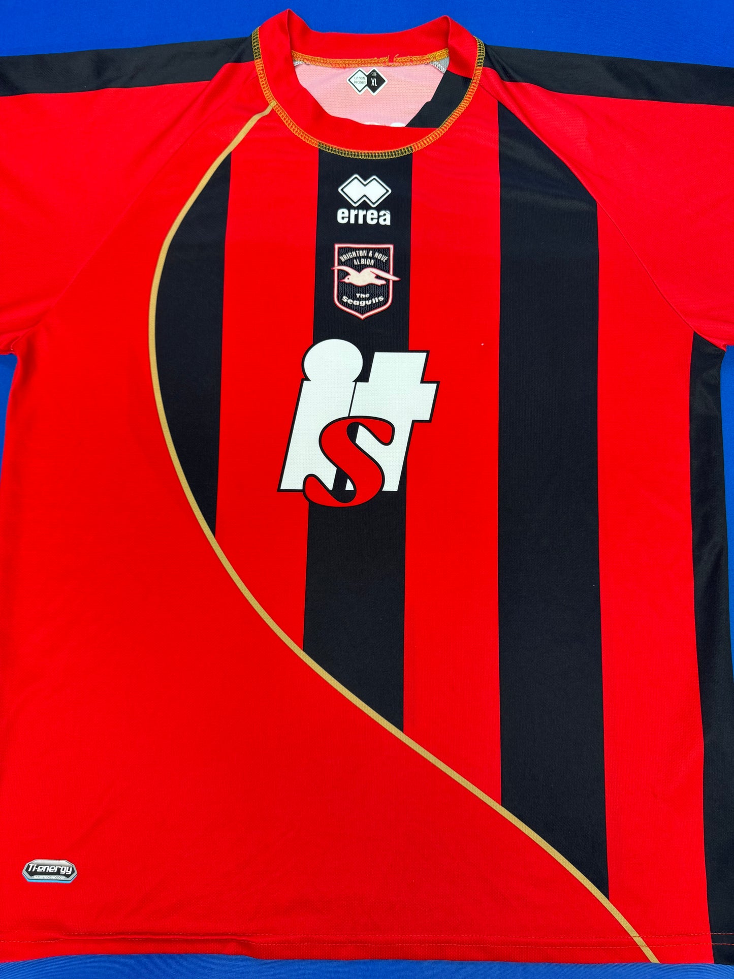 Brighton & Hove Albion Away - 2009/12 - Player Issue