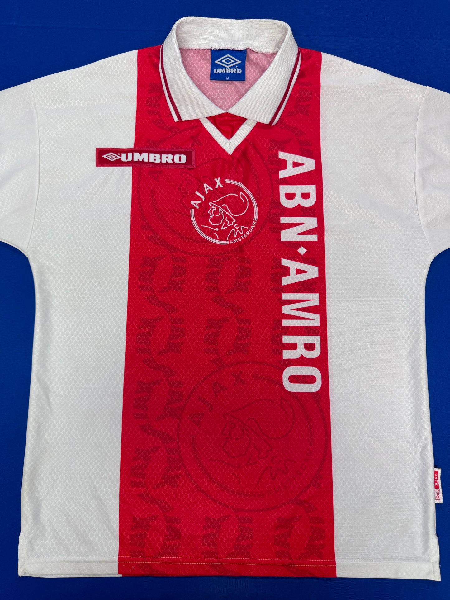 Ajax Home - Medium - Very Good Condition