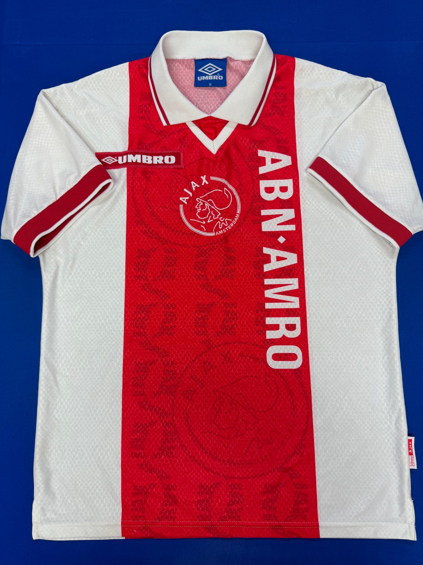 Ajax Home - Medium - Very Good Condition