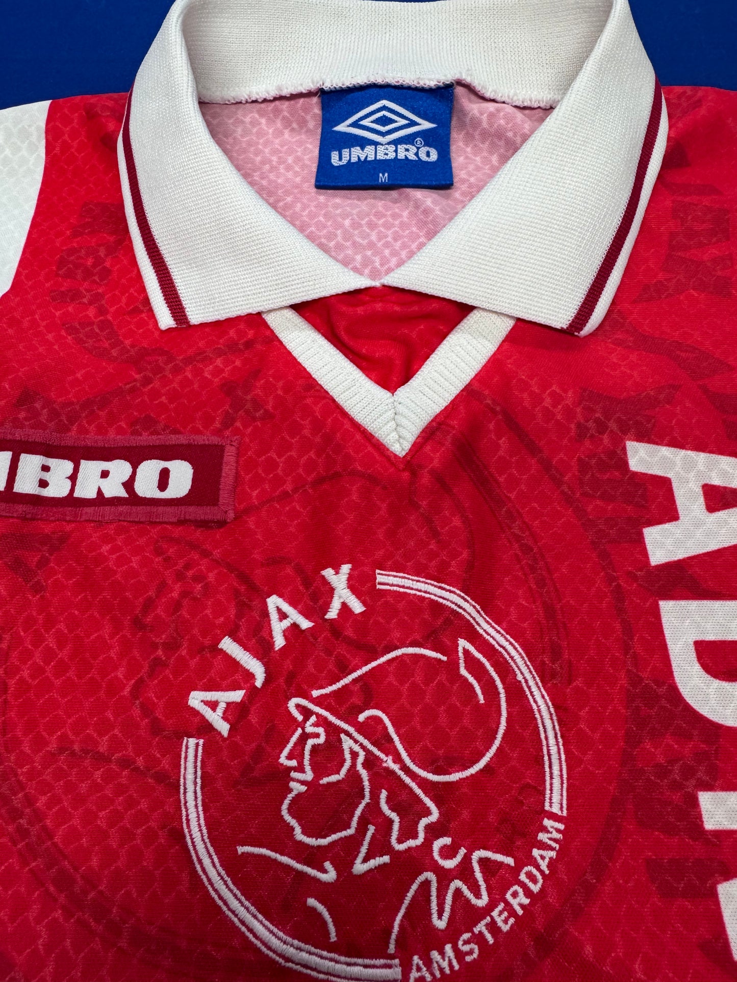 Ajax Home - Medium - Very Good Condition