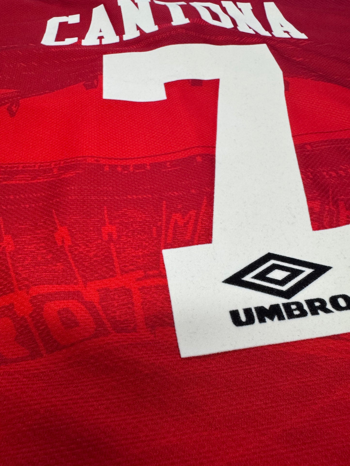 Manchester United 1995/96 - Home - XL - Cantona Nameset Very Good Condition