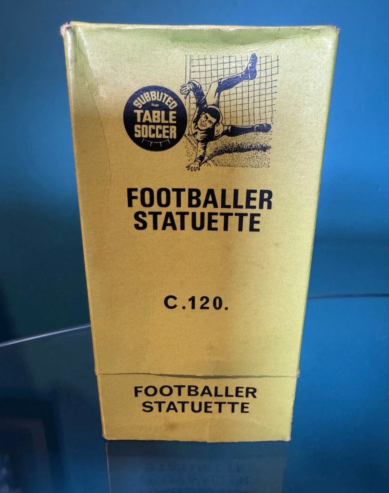 Subbuteo Vintage Footballer Statuette C.120. Boxed Tottenham Hotspurs