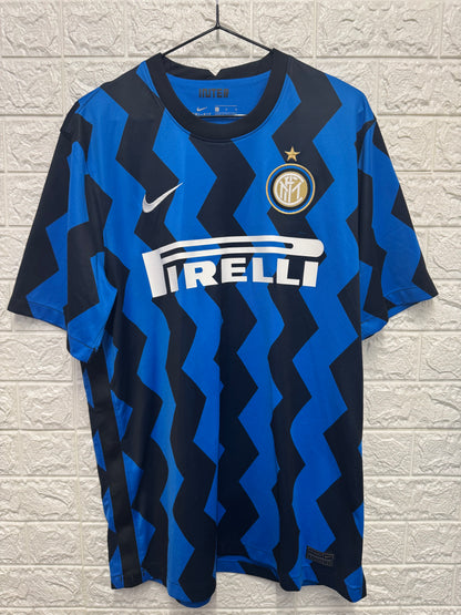 Inter Milan Home Shirt Large Nainggolan 44 VGC